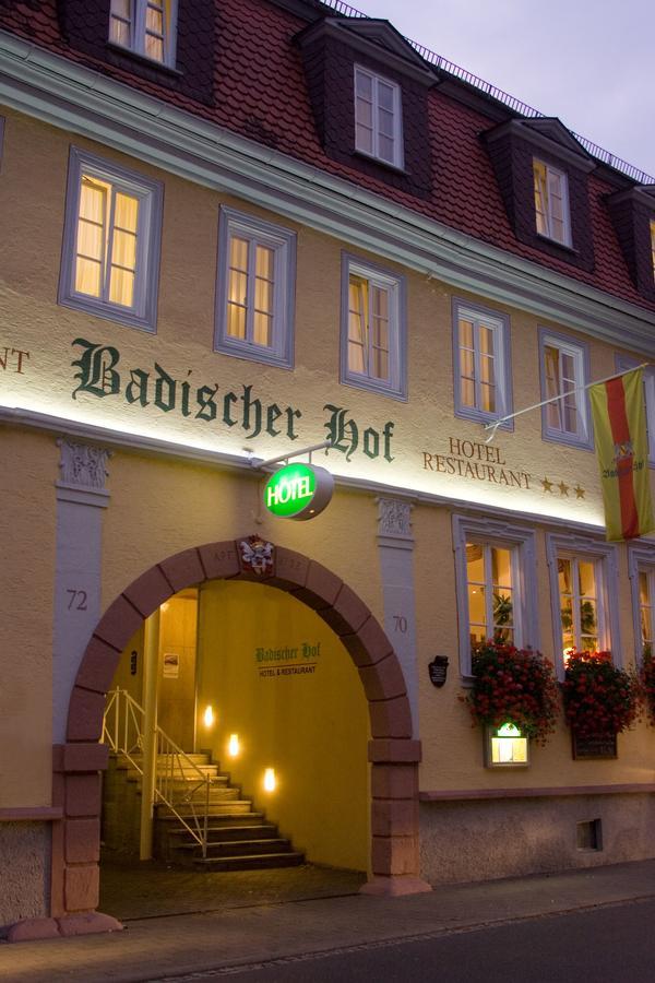 Badischer Hof تاوبربيشوفسهايم المظهر الخارجي الصورة